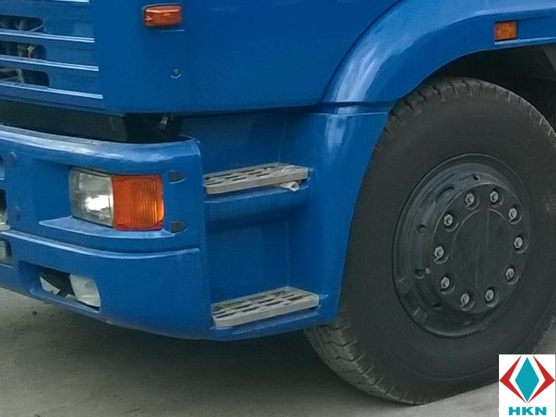 Xe Tải Kamaz 4 Chân 15 Tấn Gắn Cẩu Dinex 4 Tấn 6 Khúc