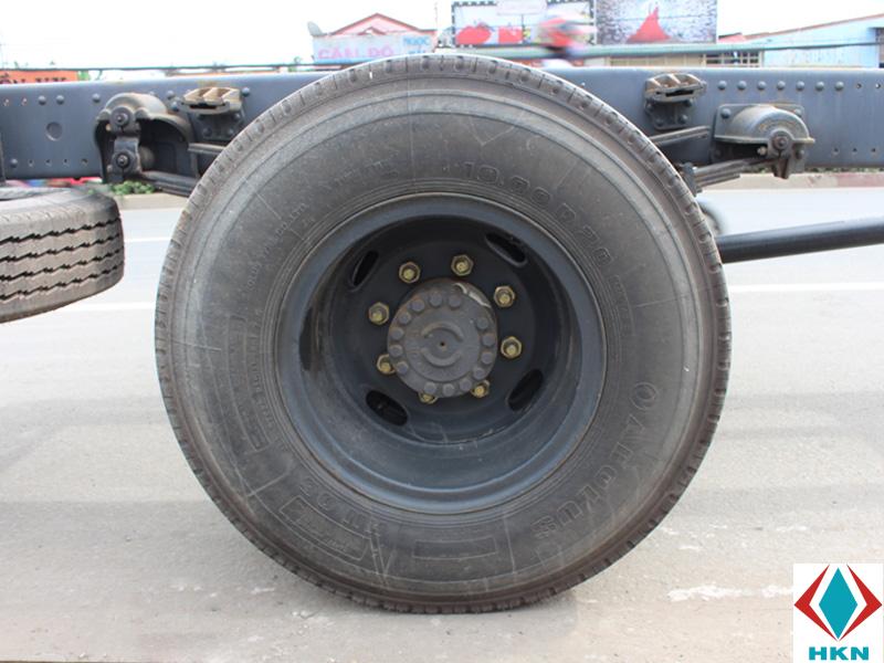 Xe Cẩu Dongfeng 4 Chân 16 Tấn Gắn Cẩu HKTC HLC-5014M
