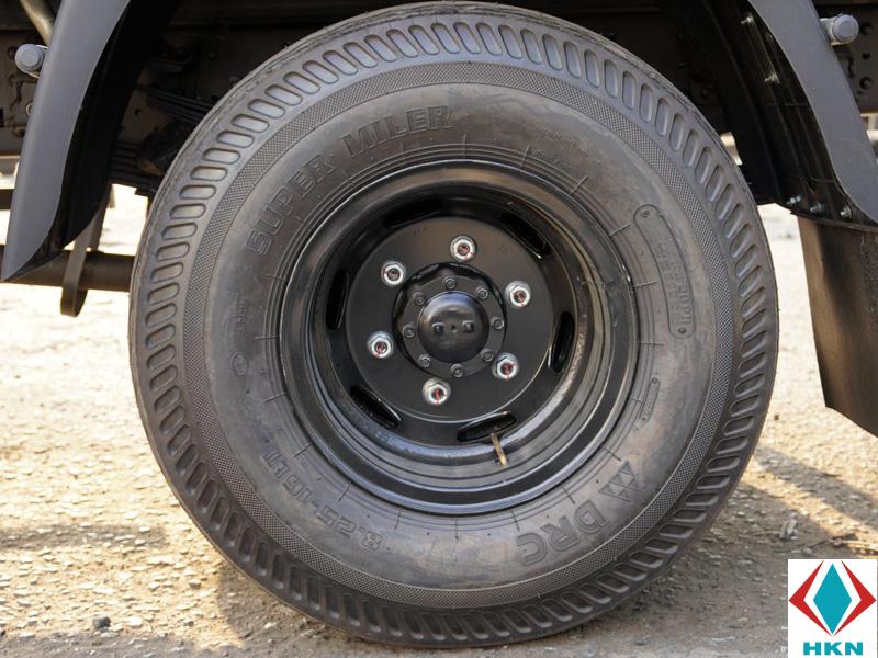 Xe Tải Hyundai HD120SL 7 Tấn Gắn Cẩu Unic 3 Tấn 4 khúc URV340
