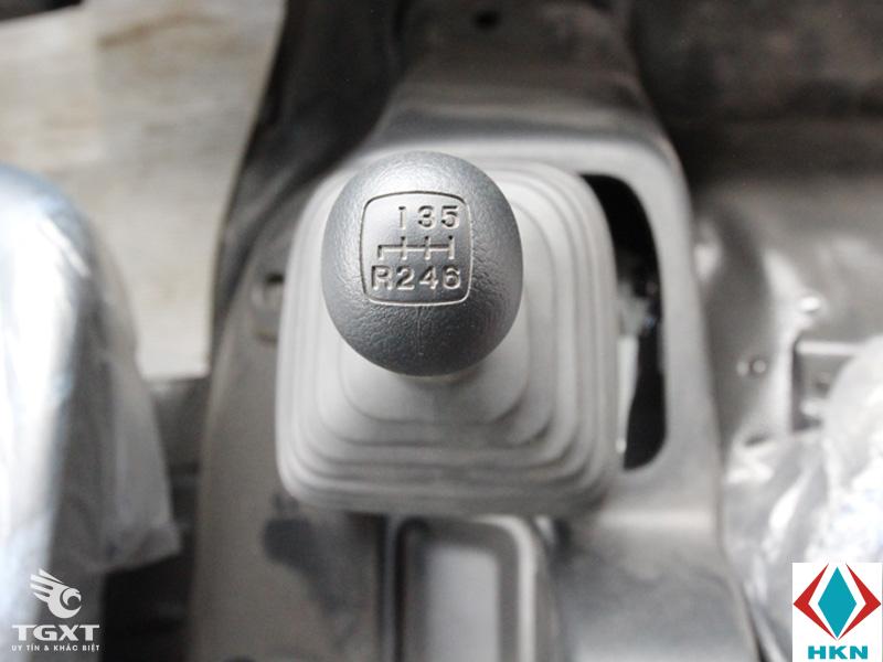 Xe Tải Hino FL8JW7A 3 Chân 13 Tấn Gắn Cẩu Unic URV555