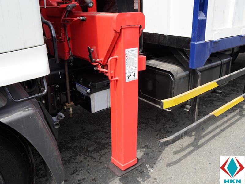 Xe Tải HINO FL8JTSG 3 Chân 14 Tấn Gắn Cẩu Unic URV554