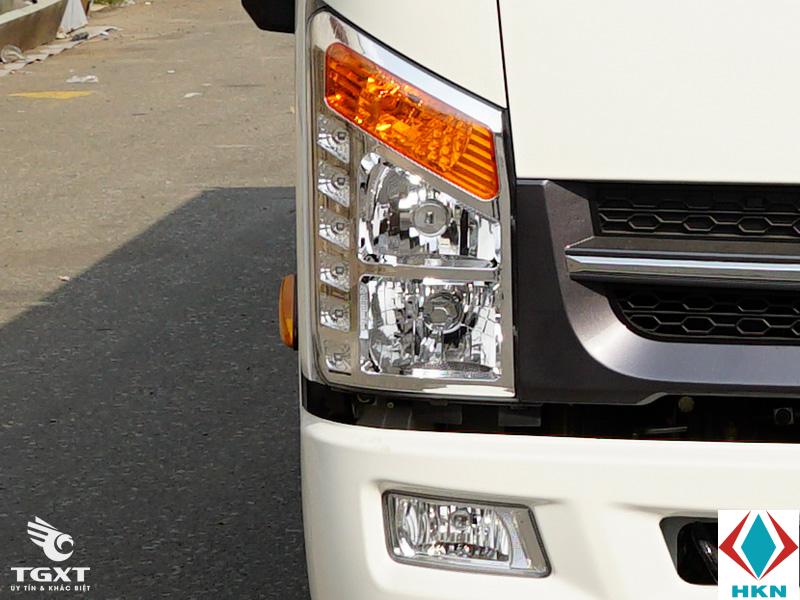 cum-den-pha-xe-tai-vt260 Xe Cẩu Veam VT340S 2 Tấn Gắn Cẩu Tadano TM-ZE304MH