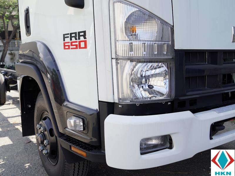 cum-den-xi-nhan-xe-tai-isuzu-frr650-1 Xe Tải Isuzu FRR90N 4T2 Gắn Cẩu Unic 3 Tấn 6 Khúc