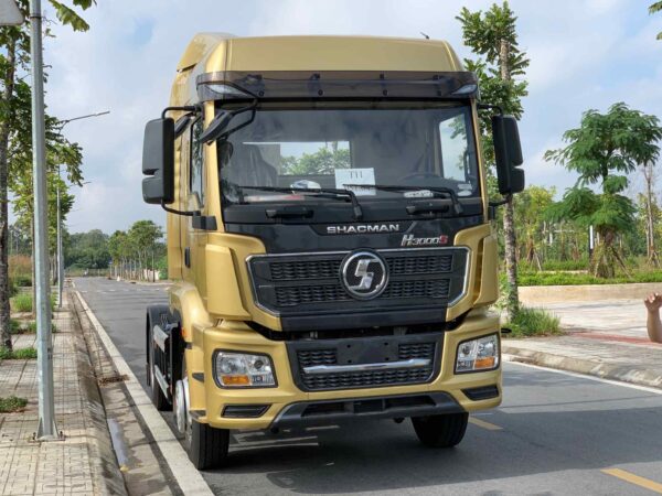 Đầu kéo Shacman H3000S 1 cầu 270 HP