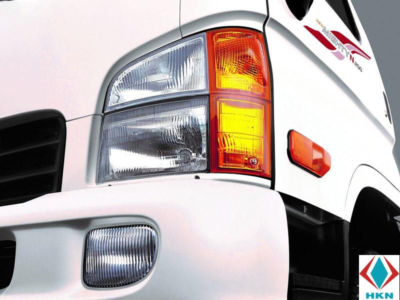 Xe Tải Hyundai New Mighty N250SL gắn cẩu Unic URV233
