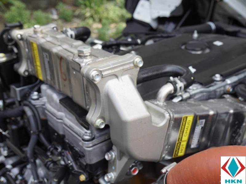 Xe Tải Isuzu NPR85K 2 Tấn Gắn Cẩu Unic 3 Tấn 5 Khúc