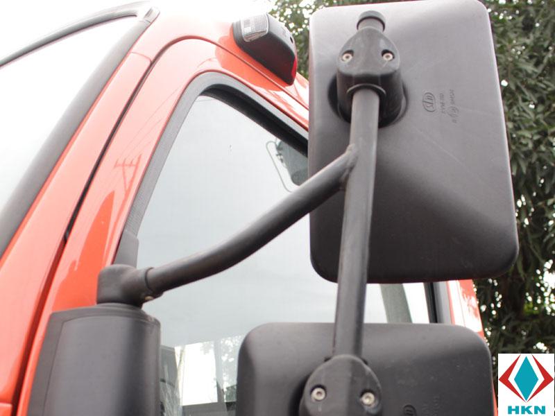 guong-chieu-hau-xe-tai-fuso-fi Xe Tải Fuso 5T5 Gắn Cẩu Unic 3 Tấn 4 Khúc