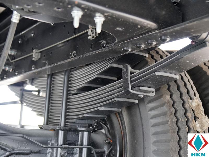 he-thong-nhip-xe-tai-isuzu-frr650 Xe Tải Isuzu FRR90N 5 Tấn Gắn Cẩu Unic 3 Tấn 4 Khúc
