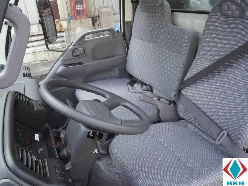 Xe Tải Isuzu FRR90N 4T2 Gắn Cẩu Unic 3 Tấn 6 Khúc