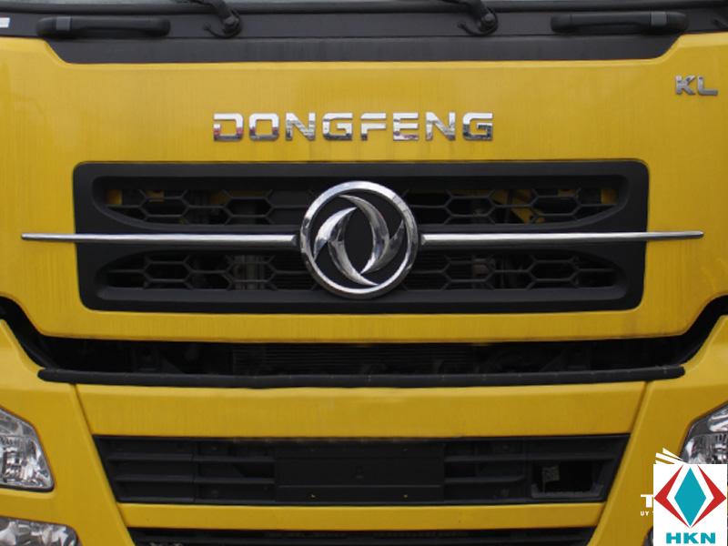 lo-go-xe-tai-dongfeng-1 Xe Cẩu Dongfeng L340 5 Chân 20 Tấn Gắn Cẩu Unic V344