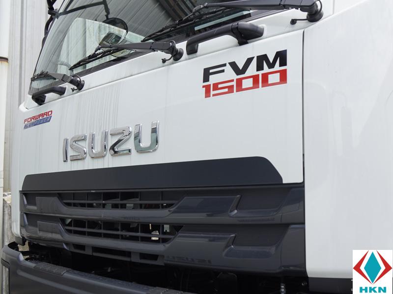 Xe Tải Isuzu 3 Chân 13T5 Gắn Cẩu Unic 5 Tấn URV550
