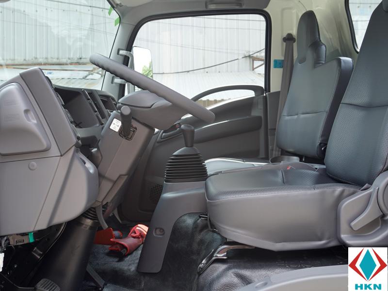 Xe Tải Isuzu 6T4 FVR34Q Gắn Cẩu Unic 5 Tấn 4 Khúc