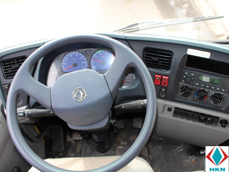 noi-that-xe-tai-dongfeng-3 Xe Cẩu Dongfeng 7T5 Gắn Cẩu Soosan SCS524 5 Tấn 4 Khúc