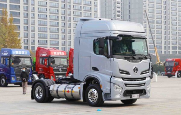 Đầu kéo Shacman X6000 460 HP