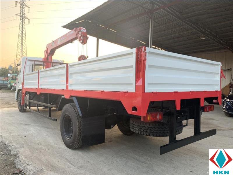 Xe Cẩu Dongfeng B180 6T7 Gắn Cẩu Unic URV504
