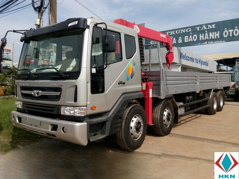 Xe Tải Daewoo 16 Tấn 4 Chân Gắn Cẩu Unic 5 Tấn 4 Khúc
