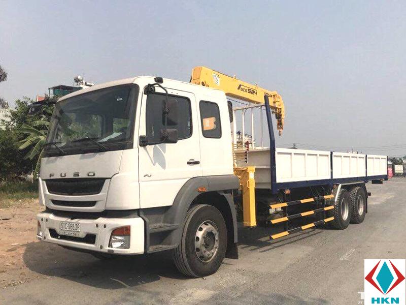 Xe Tải FUSO 3 Chân 12 Tấn Gắn Cẩu Soosan 5 Tấn 4 Khúc