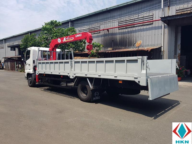 Xe Tải Hino FC9JLTC 5.2 Tấn Gắn Cẩu Unic URV345