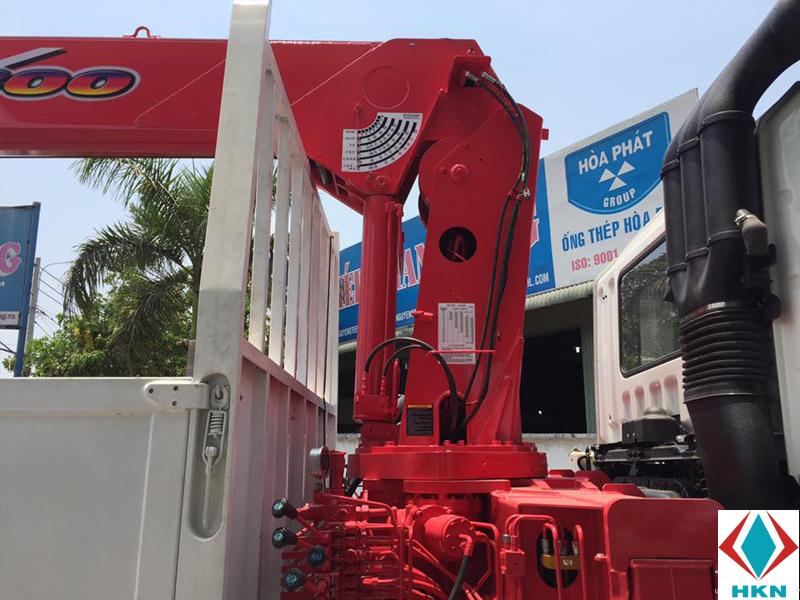 xe-tai-isuzu-fvm1500-gan-cau-12 Xe Tải Isuzu 15 Tấn FVM Gắn Cẩu Unic 8 Tấn 5 Khúc URV805